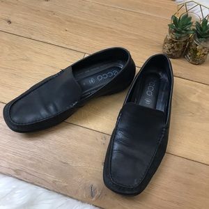 Ecco Black Leans Slip on Shoes